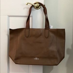 COACH LARGE DARBY TOTE NWT!